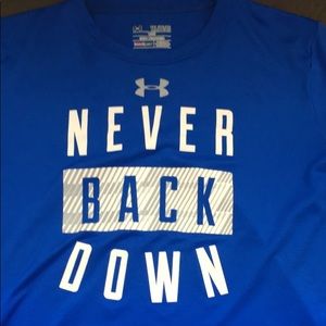 Boys youth Under Armour t-shirt